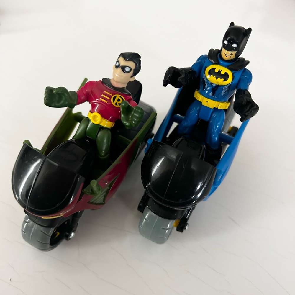 DC Comics Imaginext Batman & Robin Figure Set of 2 Motorcycles Vehicles